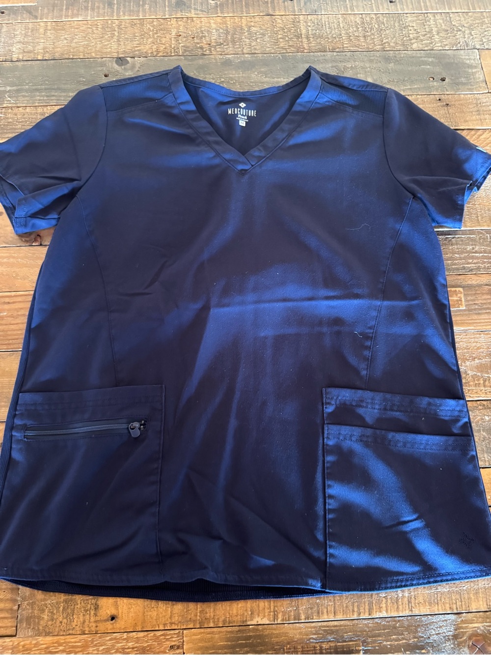 Med Couture Women's Navy V-Neck Short Sleeve Scrub Top